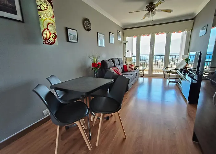 Cristianos Ocean View 2 Bedrooms Lägenhet *