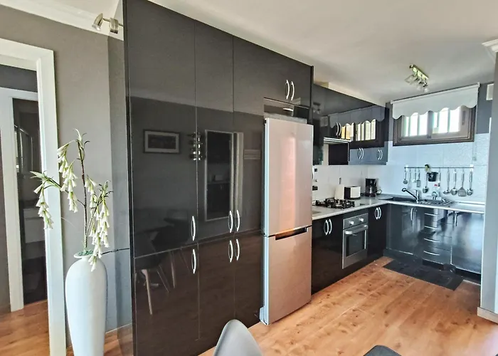 Apartment Cristianos Ocean View 2 Bedrooms *